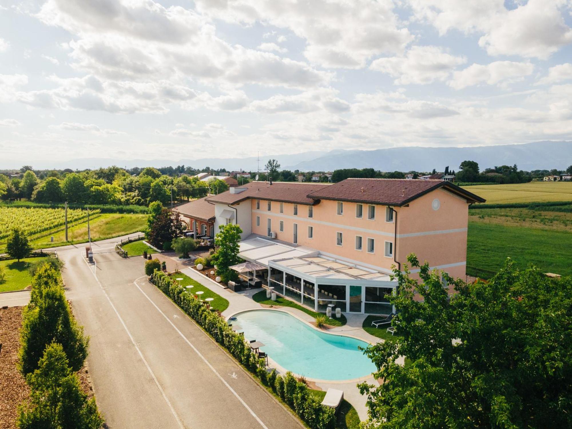 Agriturismo Podere Dell'Angelo Pasiano Di Pordenone Экстерьер фото